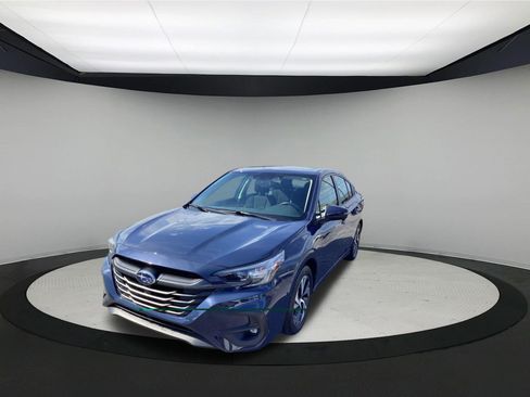 Used 2025 Subaru Legacy Premium AWD/4WD image 4