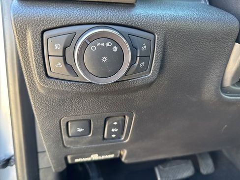 Used 2019 Ford F250 Lariat w/ Lariat Ultimate Package image 34