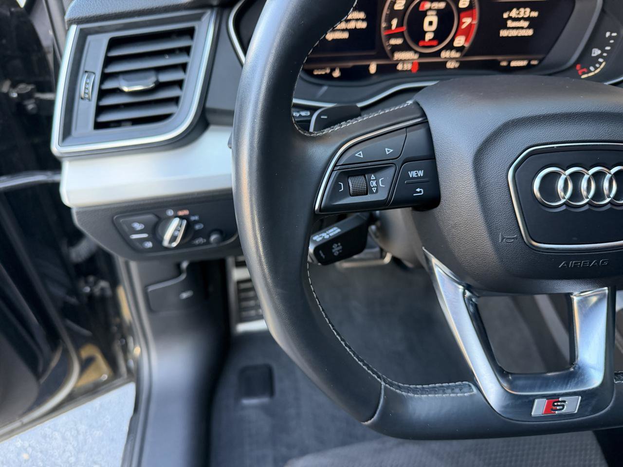 Used 2020 Audi SQ5 Premium Plus w/ Premium Plus Package AWD/4WD image 33