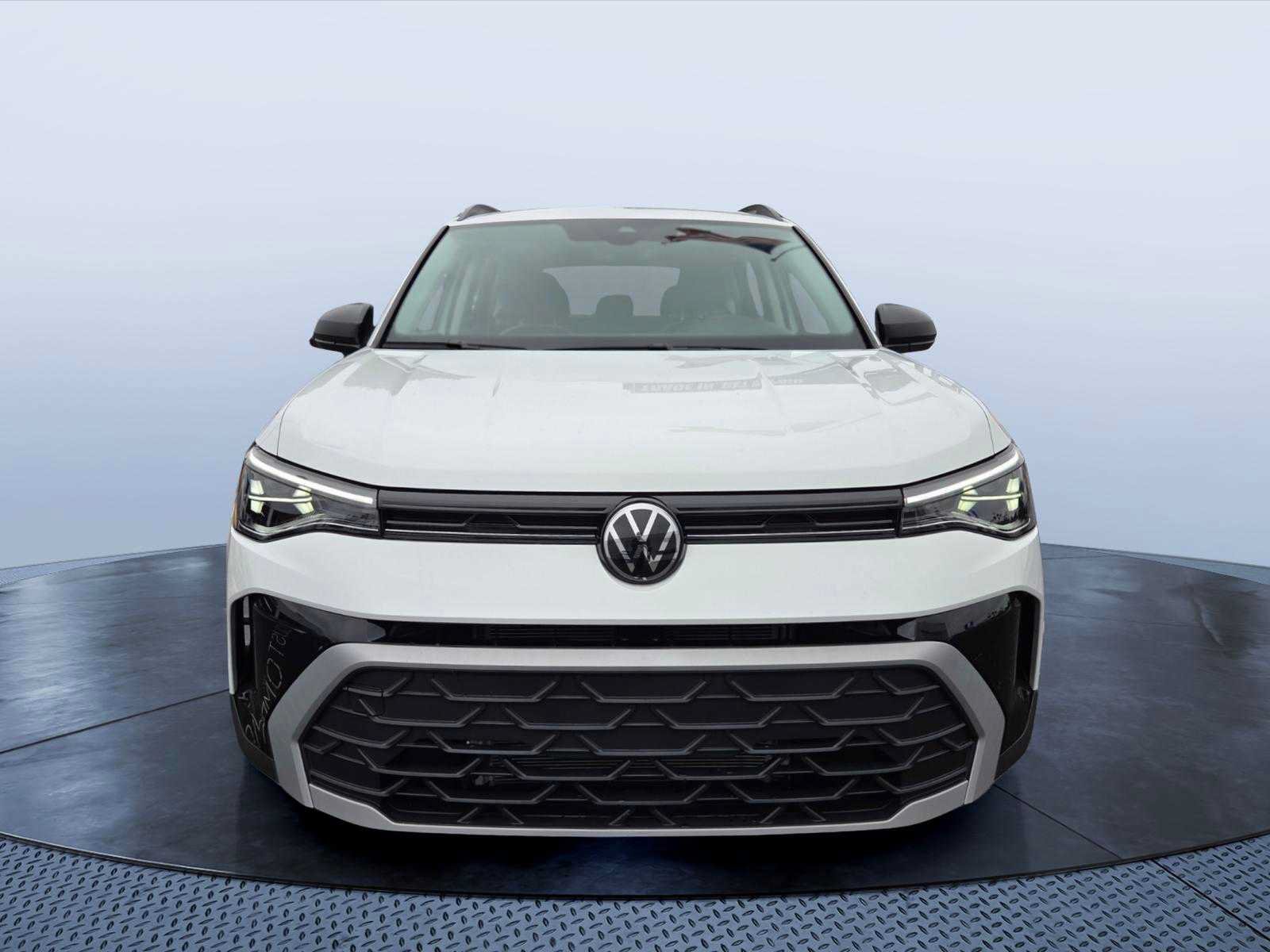 Used 2026 Volkswagen Taos S FWD image 8