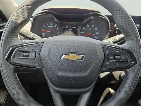 New 2026 Chevrolet Trax LS FWD image 24