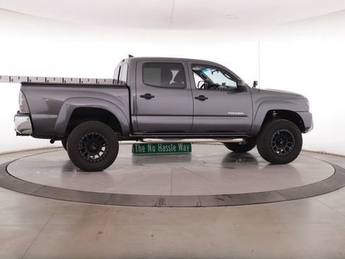 Used 2015 Toyota Tacoma 4x4 Double Cab w/ SR5 Package image 6