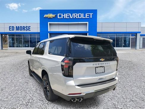 New 2025 Chevrolet Suburban Premier image 2