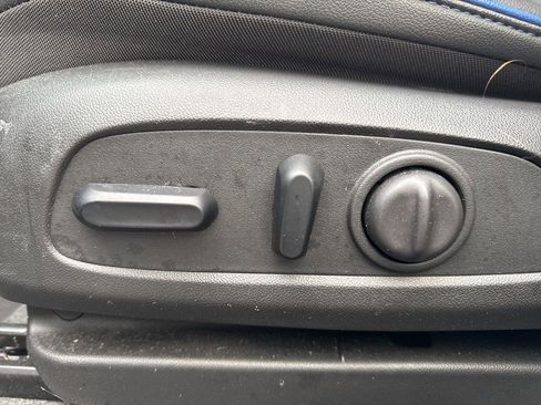 Used 2024 Buick Envista Sport Touring w/ Convenience I Package image 13