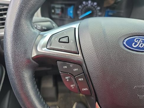 Used 2022 Ford Edge Titanium AWD/4WD image 19