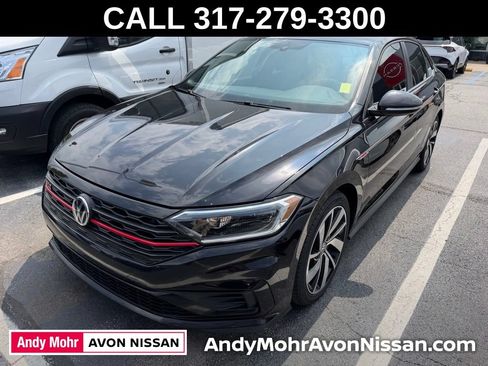 Used 2019 Volkswagen Jetta GLI FWD image 3