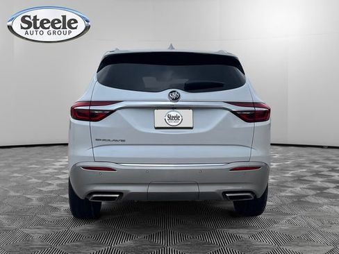 Used 2021 Buick Enclave Essence w/ Sound and Sites Package image 4