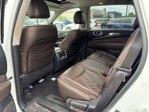 Used 2020 INFINITI QX60 Luxe w/ Essential Package FWD image 17
