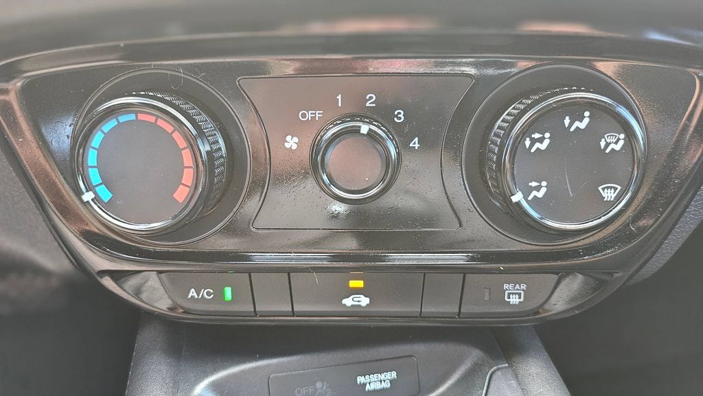 Used 2020 Honda HR-V Sport image 34
