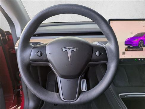 Used 2022 Tesla Model Y Performance image 14
