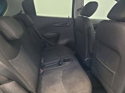 Used 2019 Chevrolet Spark LT image 19