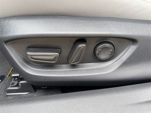 New 2026 Toyota Camry SE image 24