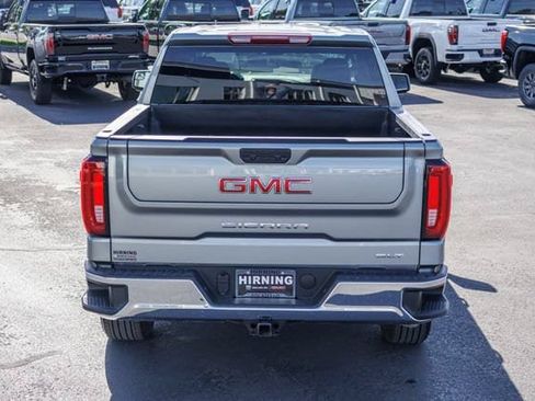 Used 2025 GMC Sierra 1500 SLT AWD/4WD image 32