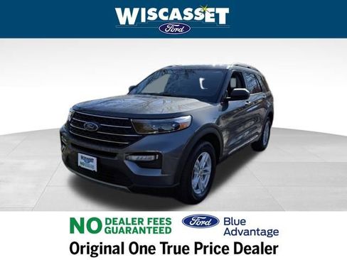 Certified 2022 Ford Explorer XLT w/ Equipment Group 202A image 16