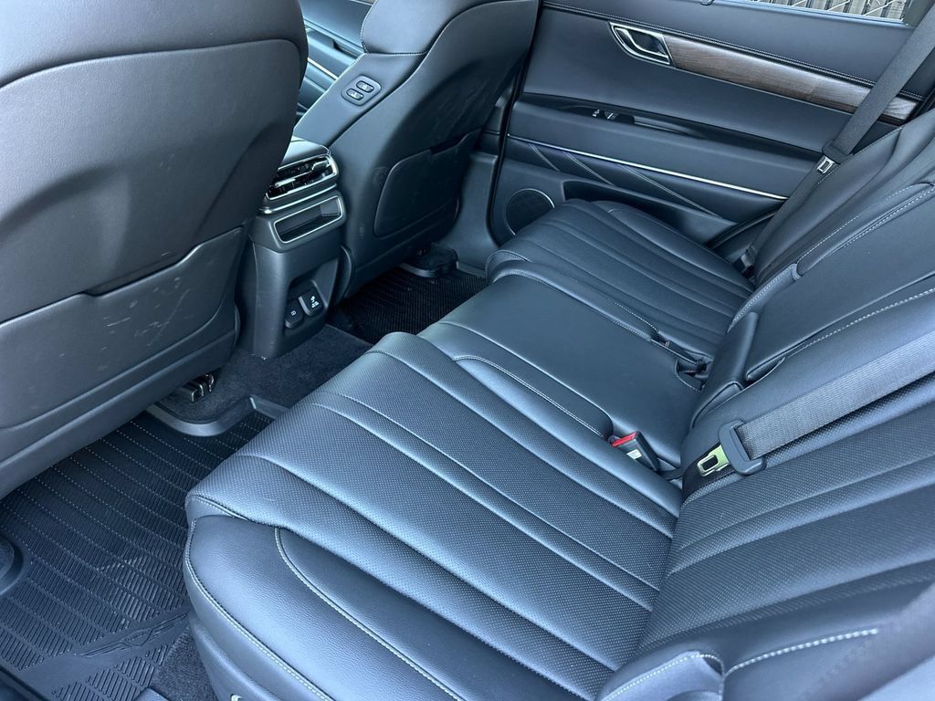 New 2026 Genesis GV80 2.5T Select AWD/4WD image 12