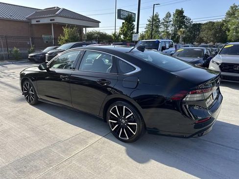 Certified 2024 Honda Accord Touring image 5