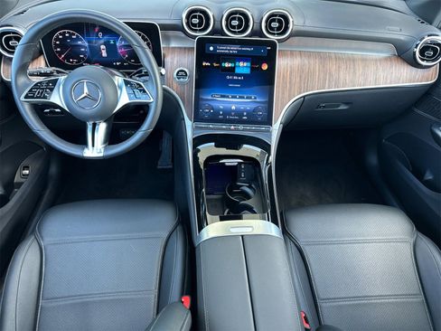 Certified 2025 Mercedes-Benz GLC 300 image 15