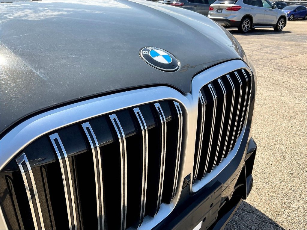Used 2023 BMW X7 xDrive40i w/ Executive Package AWD/4WD image 34