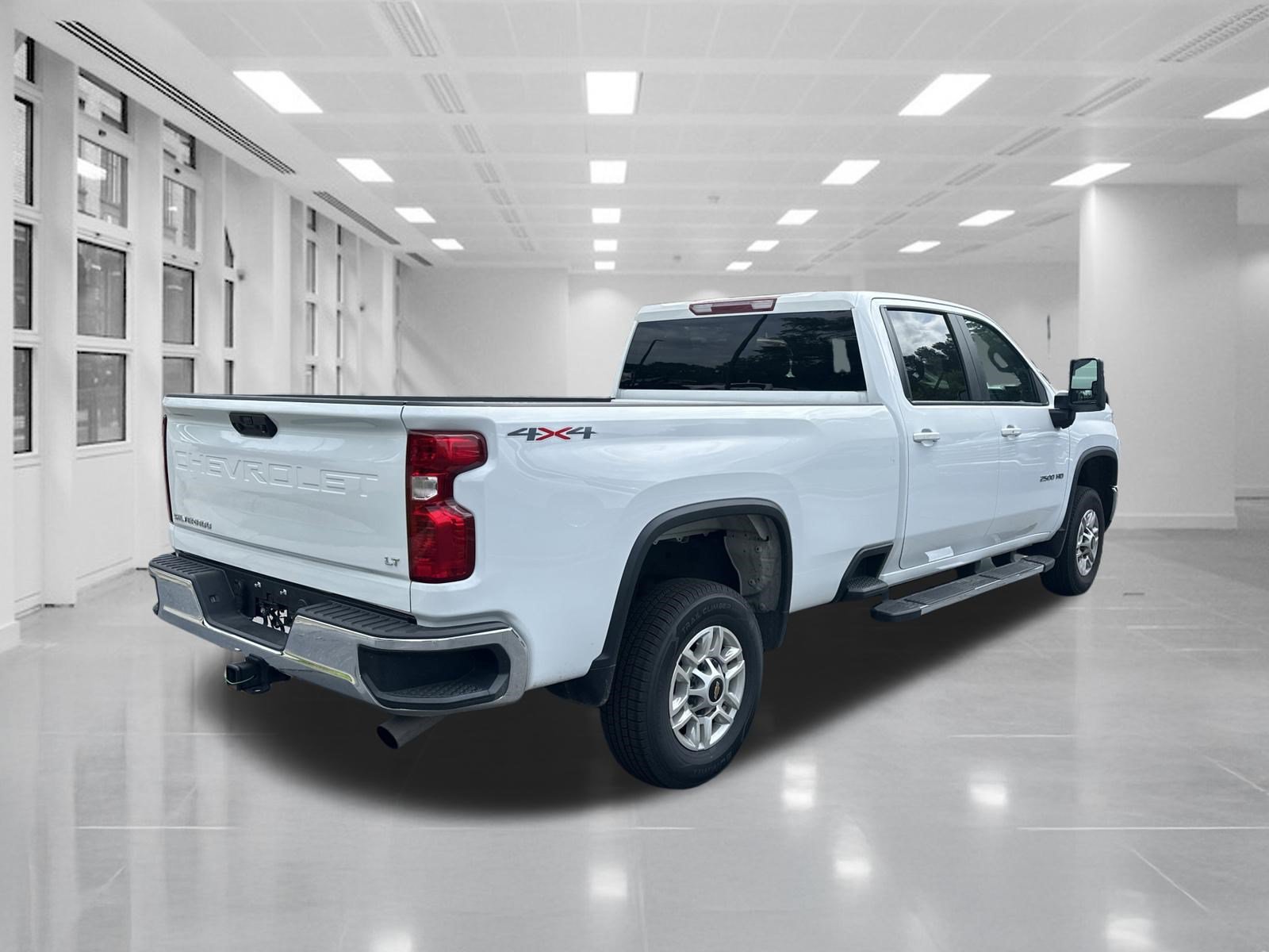 Certified 2025 Chevrolet Silverado 2500 LT w/ Convenience Package AWD/4WD image 5