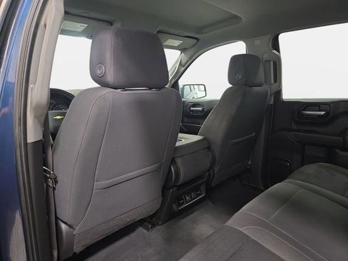 Used 2021 Chevrolet Silverado 1500 LT AWD/4WD image 12