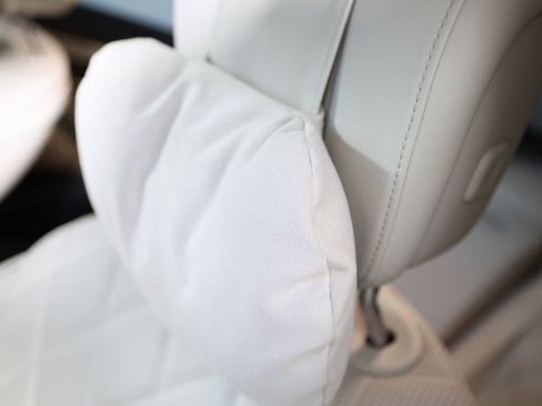 Used 2023 Mercedes-Benz S 580 4MATIC Sedan image 35