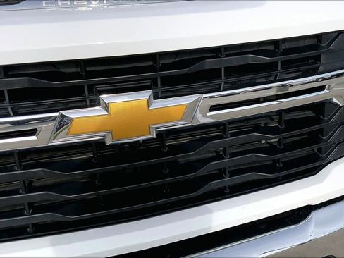 Used 2025 Chevrolet Silverado 2500 LT w/ Texas Edition image 57