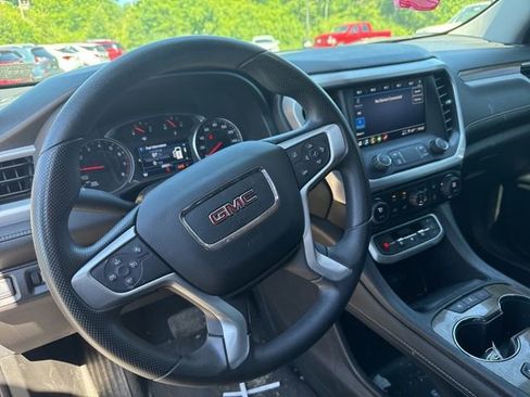 Used 2023 GMC Acadia SLE w/ Driver Convenience Package AWD/4WD image 2