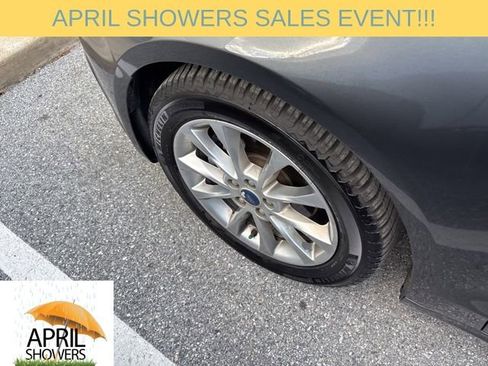 Used 2017 Ford Fusion SE image 7