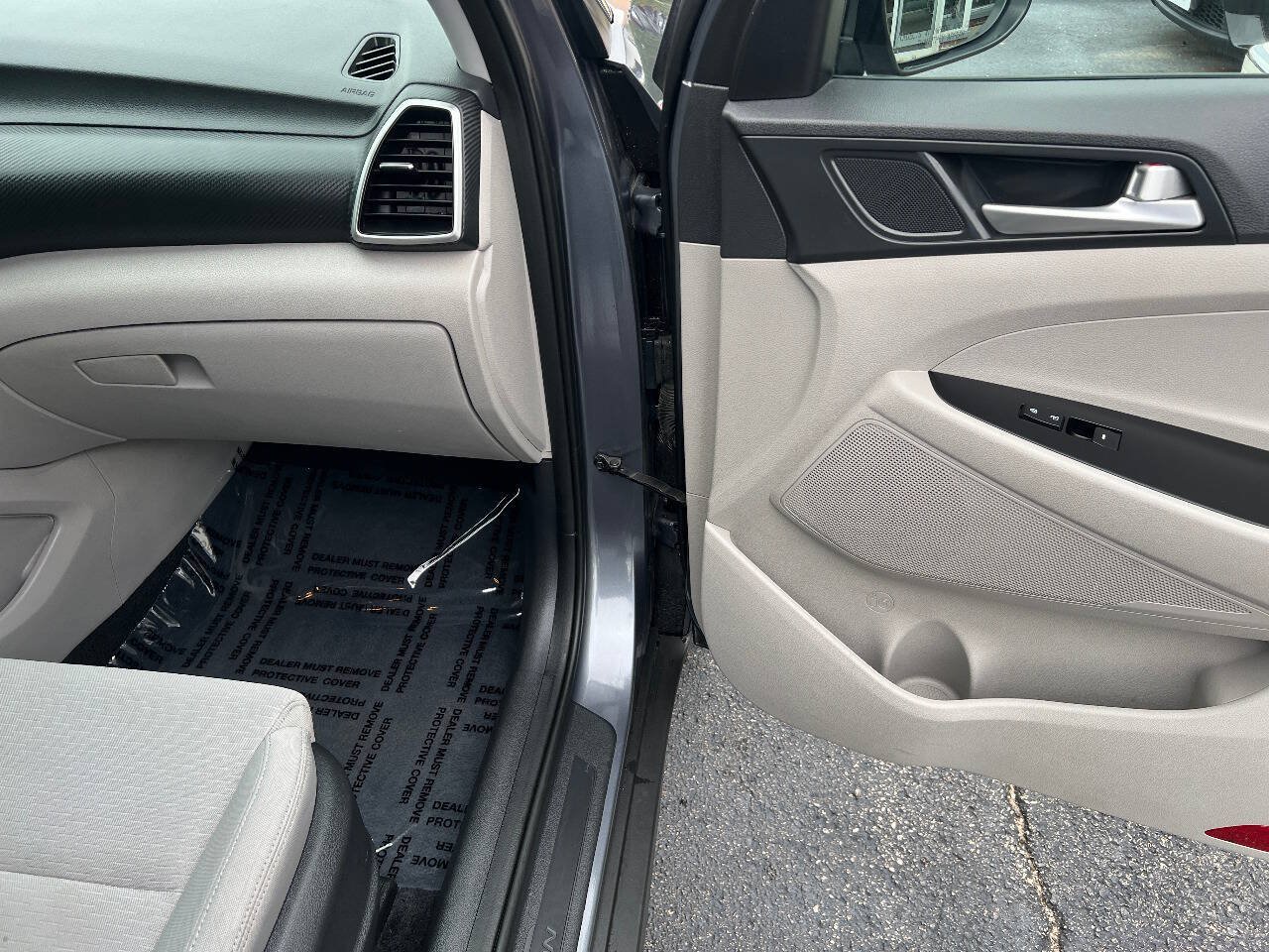 Used 2019 Hyundai Tucson SE AWD/4WD image 28