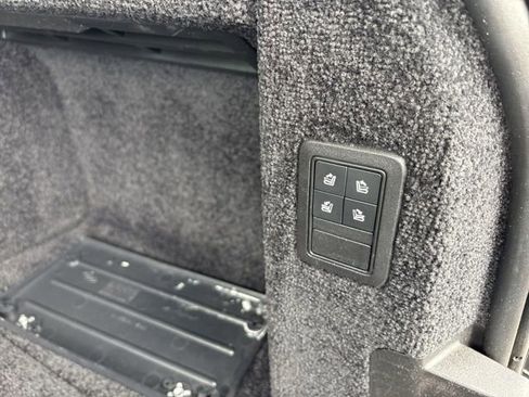 Used 2017 Land Rover Range Rover Supercharged AWD/4WD image 10