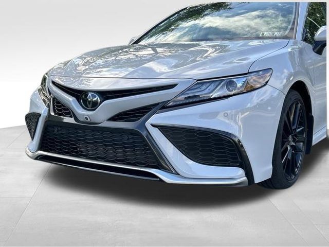 Used 2023 Toyota Camry XSE w/ Navigation Package FWD image 10