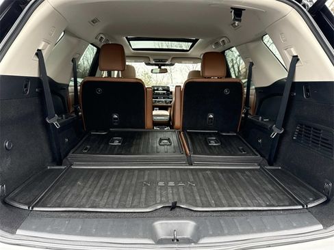 Certified 2022 Nissan Pathfinder Platinum w/ Cargo Package image 12