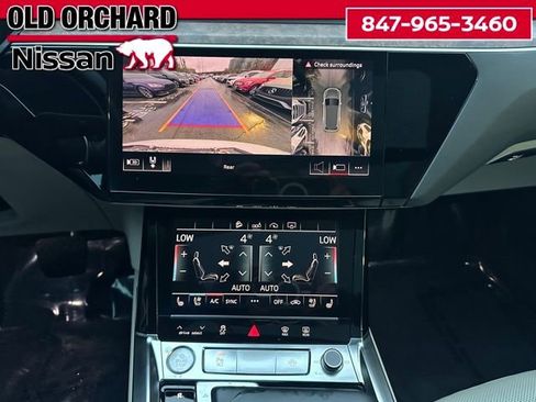 Used 2019 Audi e-tron Premium Plus image 16