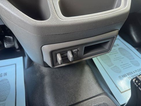 Used 2023 Ford Transit 250 Medium Roof AWD image 7