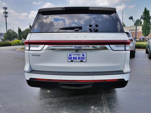 Used 2024 Lincoln Navigator L Reserve AWD/4WD image 6