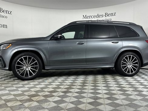 Used 2025 Mercedes-Benz GLS 450 4MATIC image 7