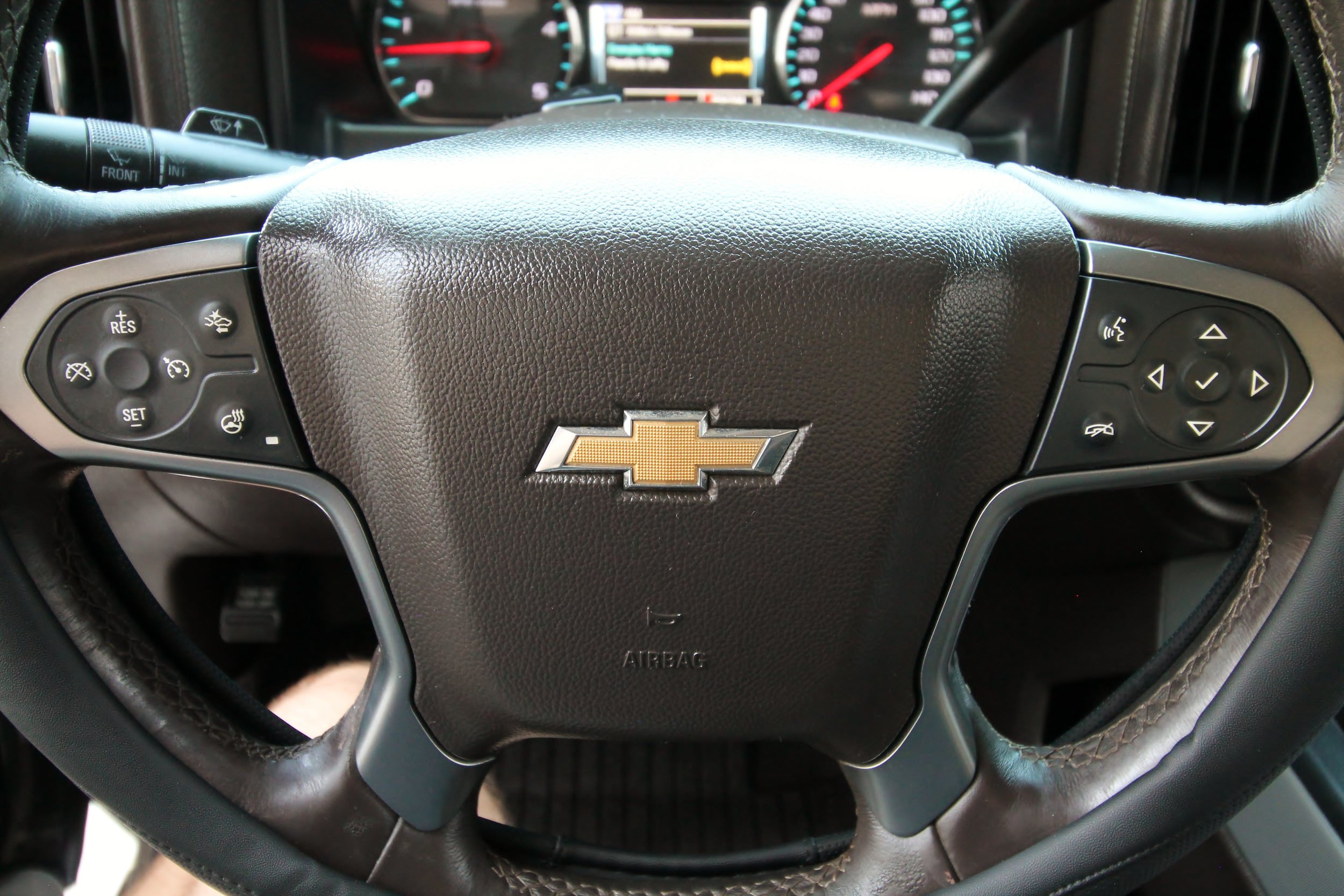 Used 2015 Chevrolet Silverado 3500 LTZ w/ Duramax Plus Package AWD/4WD image 27