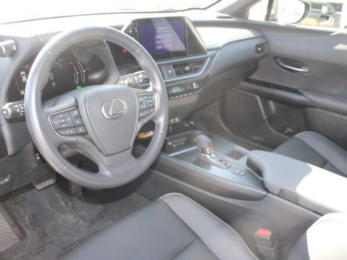 Certified 2025 Lexus UX 300h FWD image 12