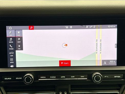 Used 2021 Porsche Macan image 14