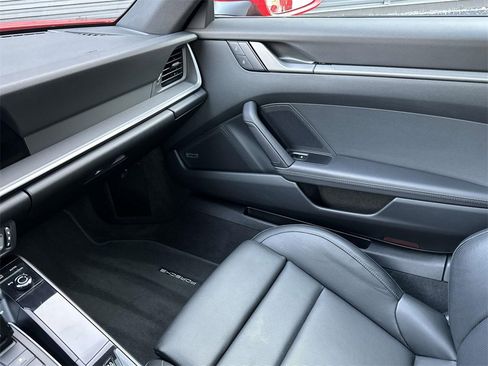 Used 2024 Porsche 911 Carrera image 30