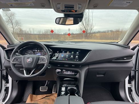 Used 2023 Buick Envision Essence w/ Technology Package I image 22