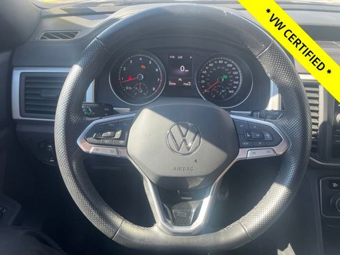 Certified 2021 Volkswagen Atlas Cross Sport SE w/ Panoramic Sunroof Package AWD/4WD image 26