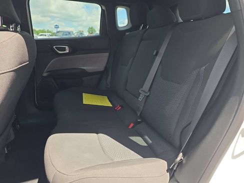 Used 2024 Jeep Compass Sport AWD/4WD image 10