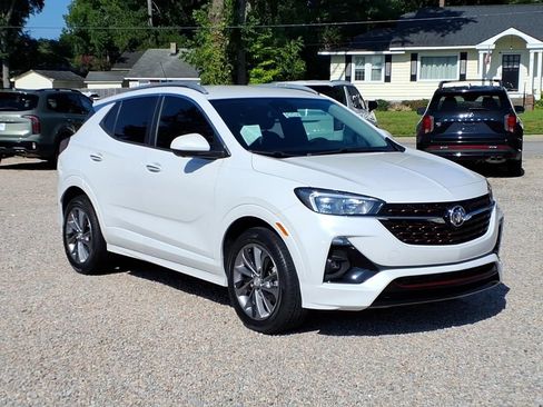 Used 2020 Buick Encore GX Select w/ Advanced Technology Package FWD image 1