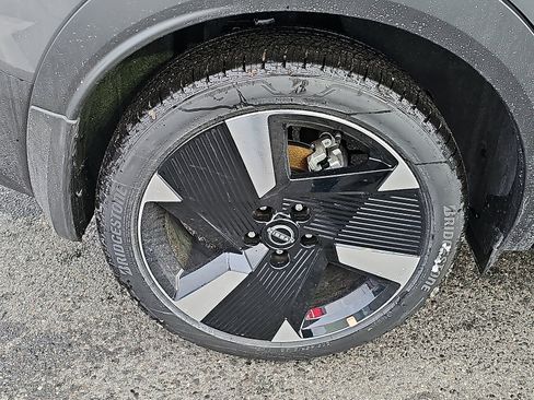 New 2026 Nissan Kicks SR w/ SR Premium Package image 5