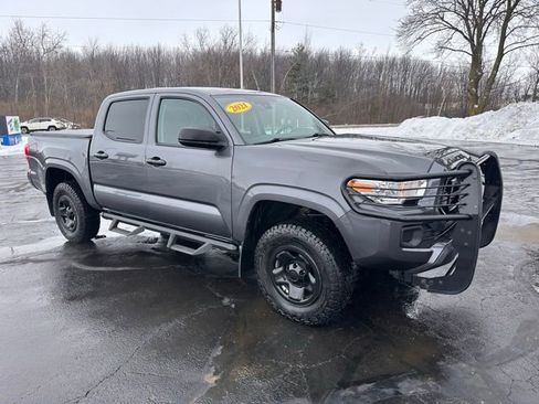 Used 2021 Toyota Tacoma SR image 7