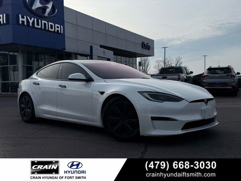 Used 2022 Tesla Model S image 1
