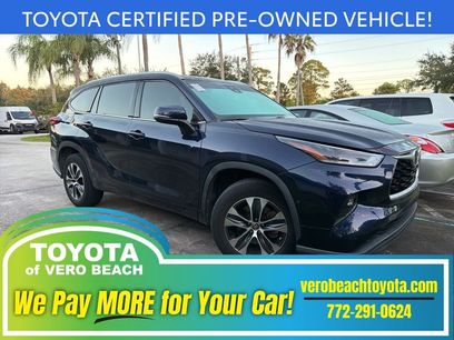 Used 2021 Toyota Highlander XLE