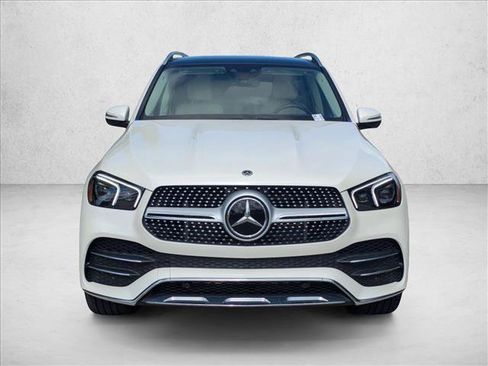 Used 2021 Mercedes-Benz GLE 450 4MATIC image 2