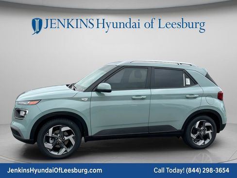 New 2026 Hyundai Venue SEL FWD image 10